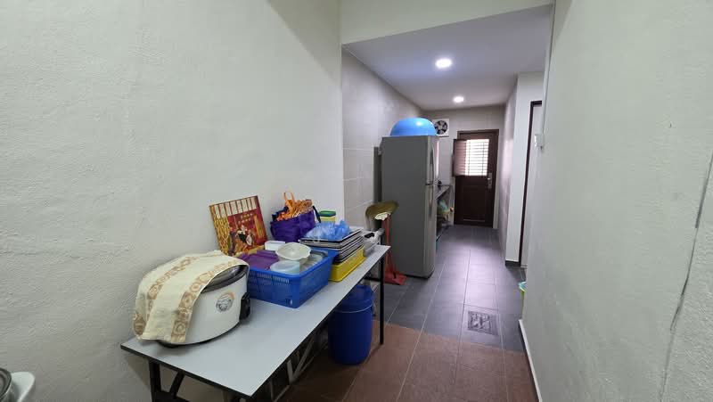 2-storey Terraced House for Sale in Kota Kemuning (Shah Alam) - J J - Kitchen - PropertyGuru.com.my