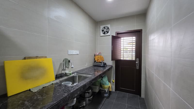 2-storey Terraced House for Sale in Kota Kemuning (Shah Alam) - J J - Kitchen - PropertyGuru.com.my