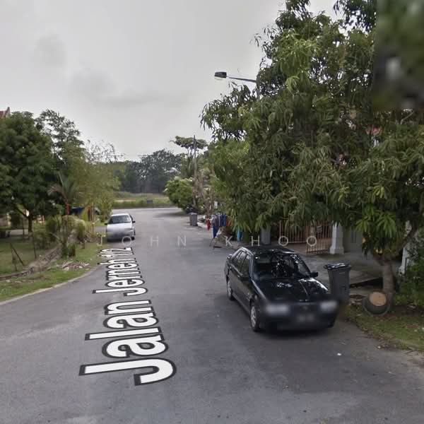Rumah Teres untuk Dijual di Eka Matahari (Labu) - John Khoo - PropertyGuru.com.my