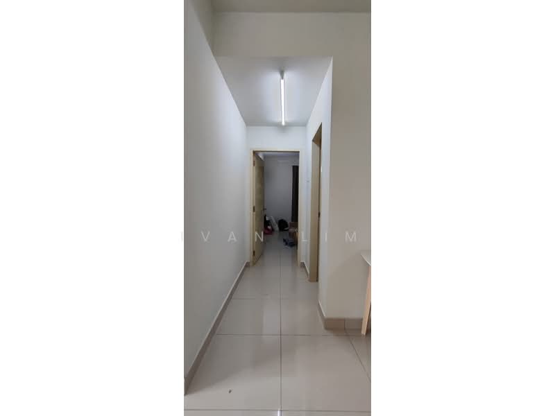 Service Residence for Sale at Maxim Residences - Ivan Lim - Corridor - PropertyGuru.com.my