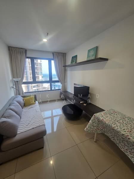 Servis Apartment untuk Disewa di i-Suite @ i-City - Nik Ahmad Muazzam Bin Nik Mazlan - Living Room - PropertyGuru.com.my