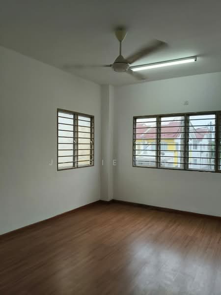 Rumah Teres 2 Tingkat untuk Dijual di Bandar Rinching Seksyen 6 (Semenyih) - Jessie Lim - Interior - PropertyGuru.com.my