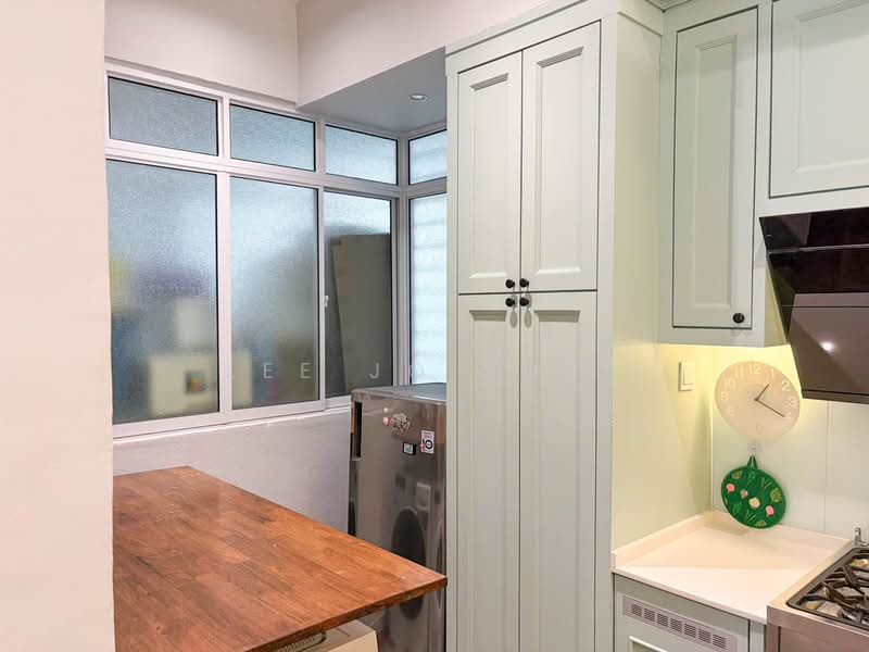 Condominium for Sale at The Oasis - Lee Jo Surf - Kitchen - PropertyGuru.com.my