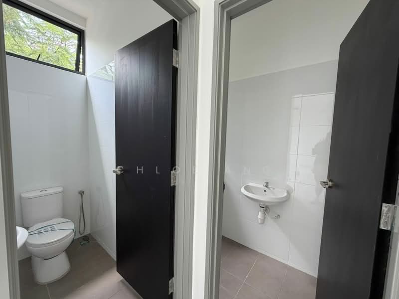 Shop / Office for Rent in Simpang Ampat (Penang) - Chloe Ang - Bathroom - PropertyGuru.com.my