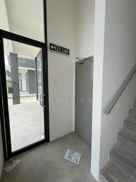Shop / Office for Rent in Simpang Ampat (Penang) - Chloe Ang - Entrance - PropertyGuru.com.my