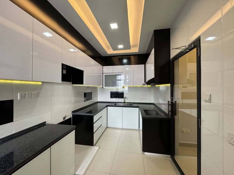 Service Residence for Sale at D'Summit Residences - Dickson Yong - Kitchen - PropertyGuru.com.my