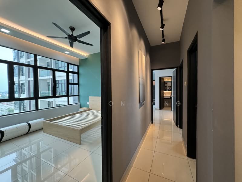 Service Residence for Sale at D'Summit Residences - Dickson Yong - Bedroom 1 - PropertyGuru.com.my