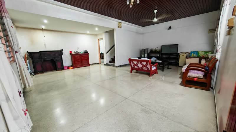 Rumah Berkembar untuk Dijual di Ayer Itam (Penang) - Joseph Tan - Living Room - PropertyGuru.com.my