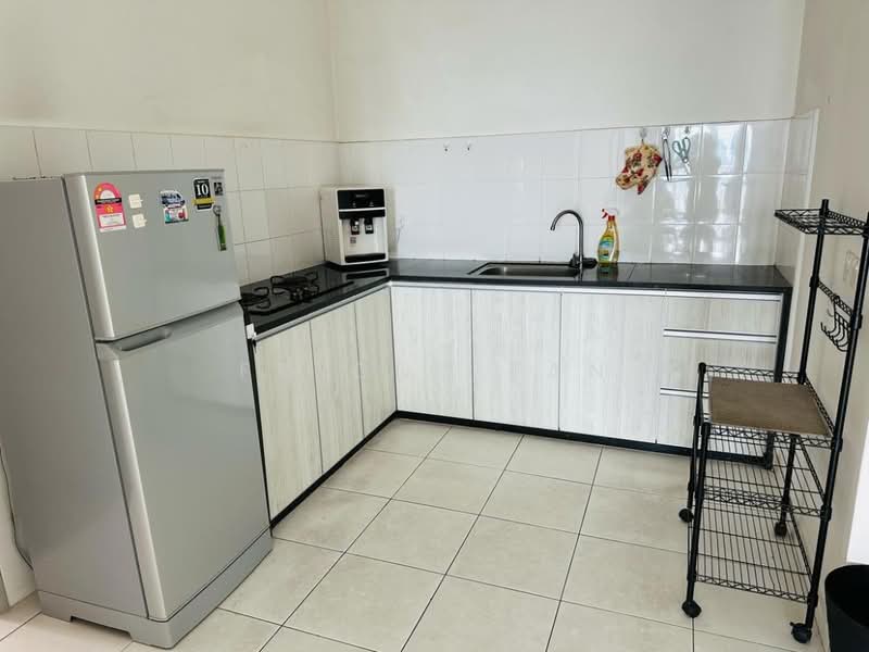 Kondominium untuk Disewa di The Golden Triangle Condominium - Freddy Tan - Kitchen - PropertyGuru.com.my