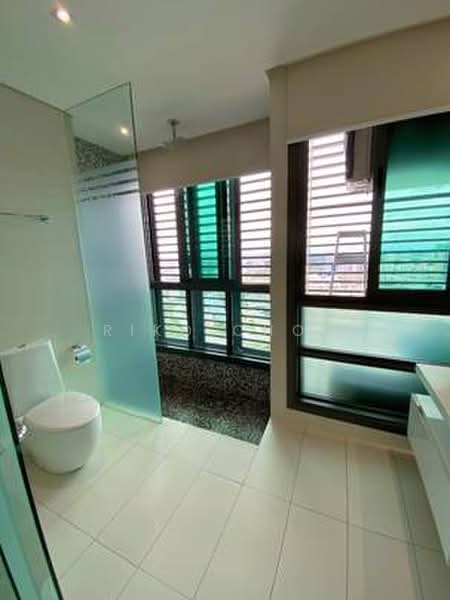 Servis Apartment untuk Dijual di Vogue Suites One - Riko Choo - Bathroom - PropertyGuru.com.my