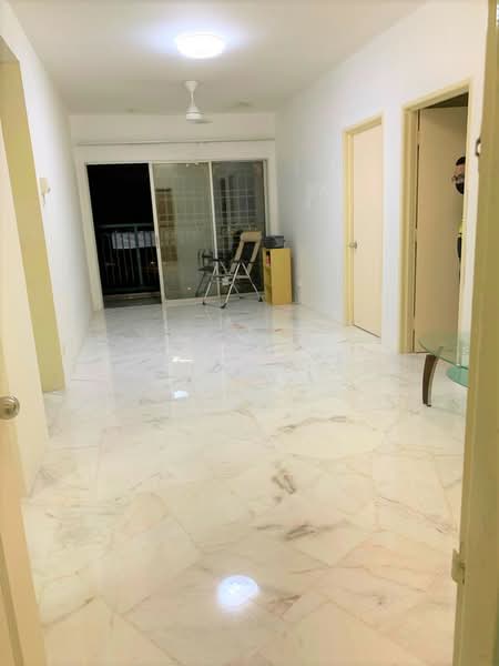 Pangsapuri untuk Dijual di Desaminium Rimba - Brandon Yee - Living Room - PropertyGuru.com.my