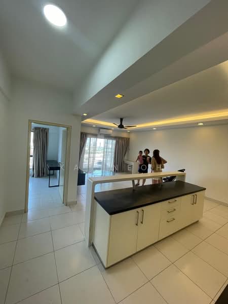 Servis Apartment untuk Dijual di SetiaWalk - KAT NEOH - Living Room - PropertyGuru.com.my