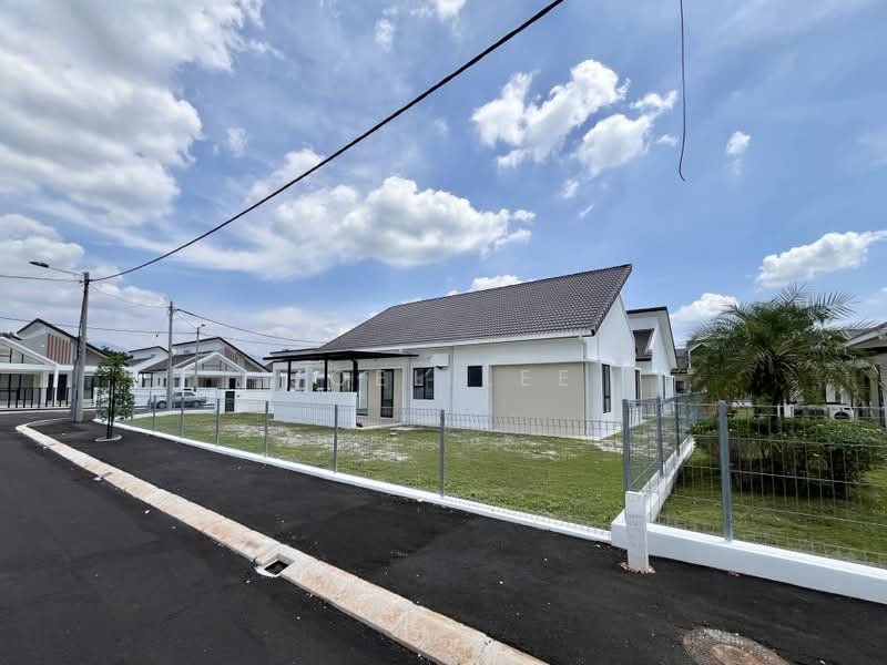 Bungalow for Sale in Bidor (Perak) - Joel Lee - Exterior - PropertyGuru.com.my