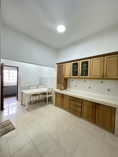 2-storey Terraced House for Sale in Tropicana Indah (Kota Damansara) - Esther Lim - Kitchen - PropertyGuru.com.my