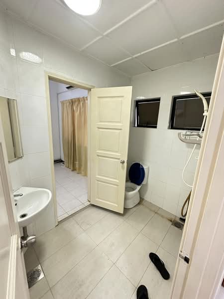 2-storey Terraced House for Sale in Tropicana Indah (Kota Damansara) - Esther Lim - Bathroom - PropertyGuru.com.my