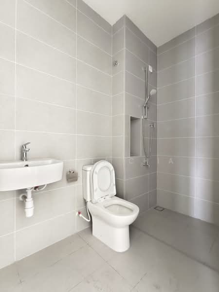 Rumah Teres 2 Tingkat untuk Dijual di Masai (Johor) - Stella Chia - Bathroom - PropertyGuru.com.my