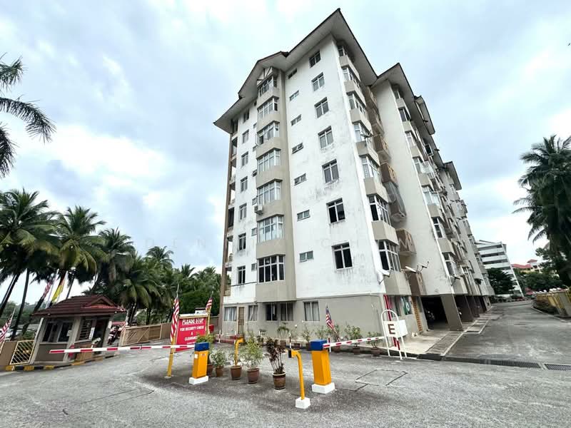 Servis Apartment untuk Dijual di Ocean View Resort - Dennix Chin - Exterior - PropertyGuru.com.my