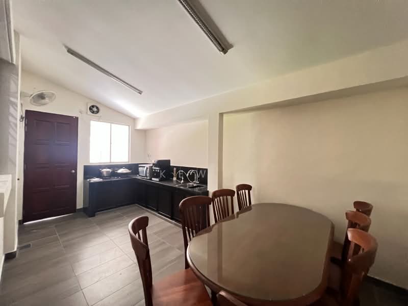 Rumah Berkembar untuk Disewa di Bandar Kinrara (Selangor) - Kew . - Kitchen - PropertyGuru.com.my