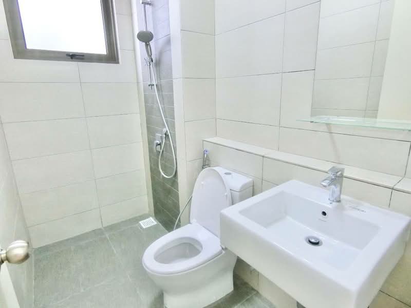 Kondominium untuk Dijual di Lake Point Residence - Afif Azizan - Bathroom - PropertyGuru.com.my