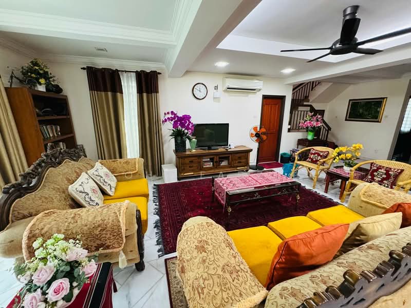 Rumah Teres 2 Tingkat untuk Dijual di Puncak Alam (Selangor) - Mohd Fadzli - Living Room - PropertyGuru.com.my