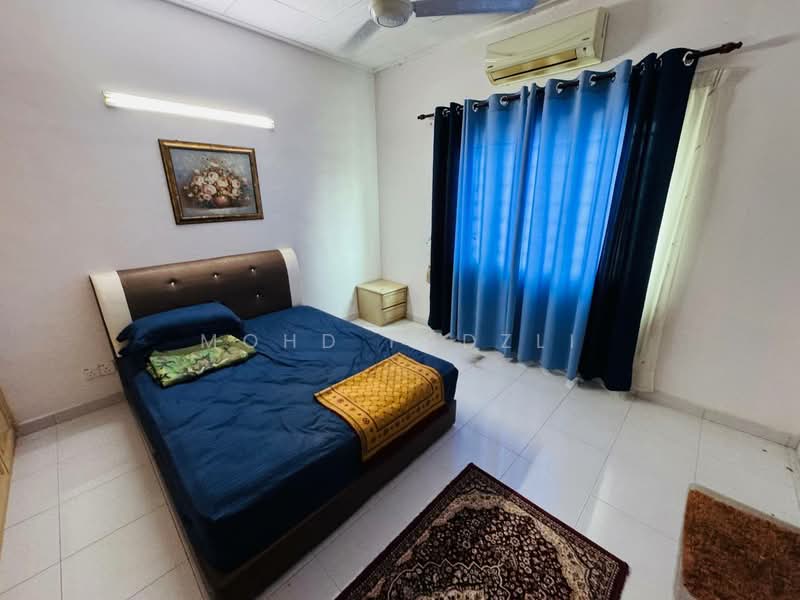 Rumah Teres 2 Tingkat untuk Dijual di Puncak Alam (Selangor) - Mohd Fadzli - Bedroom - PropertyGuru.com.my