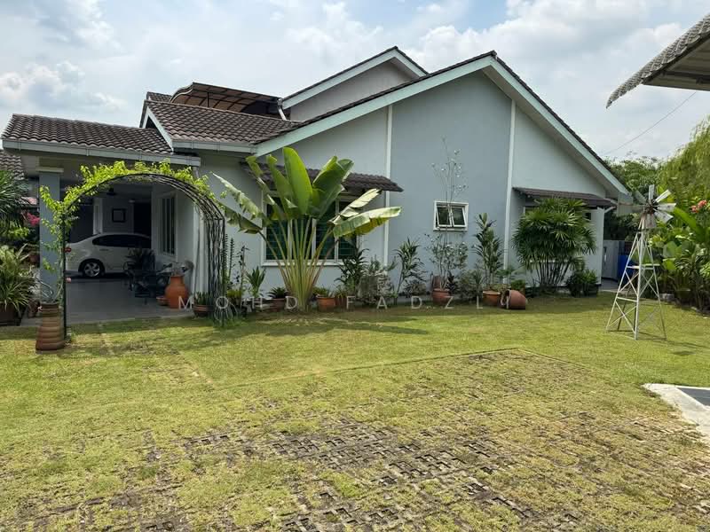 Rumah Teres 2 Tingkat untuk Dijual di Puncak Alam (Selangor) - Mohd Fadzli - Exterior - PropertyGuru.com.my