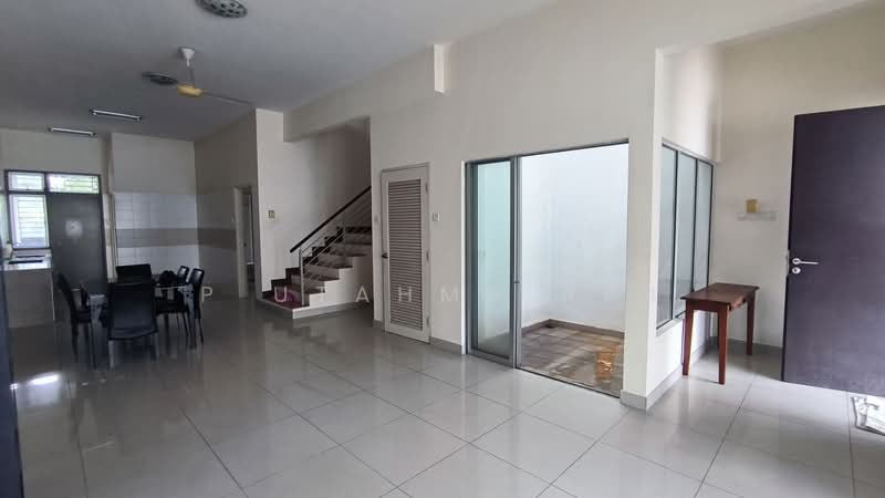 Rumah Teres untuk Dijual di Alam Impian Ttdi (Shah Alam) - P Utahma Raj - PropertyGuru.com.my