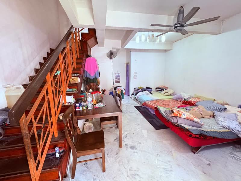 2-storey Terraced House for Sale in Bandar Bukit Mahkota (Bangi) - Azira Ahmad - Interior - PropertyGuru.com.my