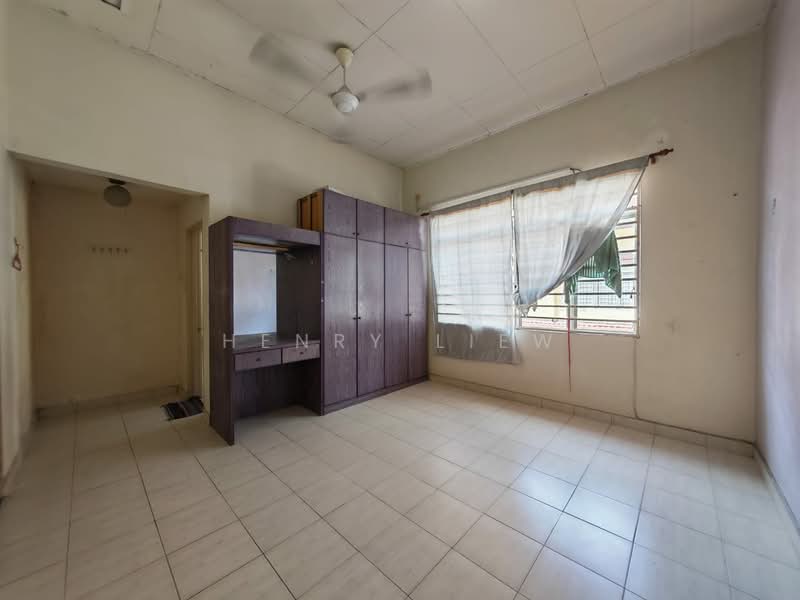 2.5-storey Terraced House for Sale in Puchong (Selangor) - Henry Liew - Bedroom - PropertyGuru.com.my