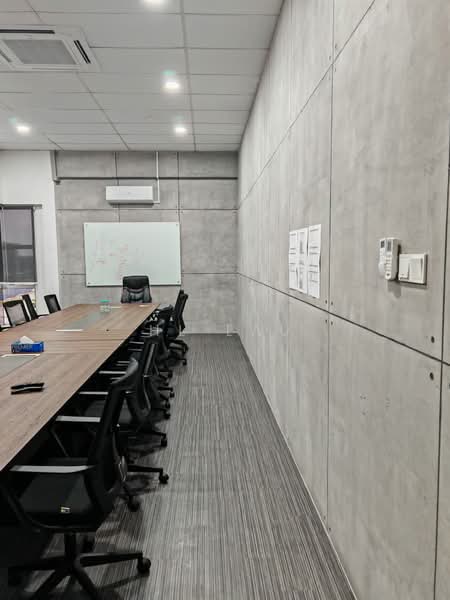 Kilang untuk Disewa di Taman Puchong Perdana (Puchong) - HL Lau - Corridor - PropertyGuru.com.my