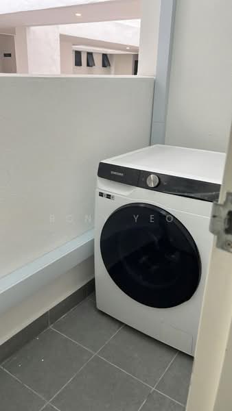 Servis Apartment untuk Disewa di MKH Boulevard II - Rony Yeo - Exterior - PropertyGuru.com.my