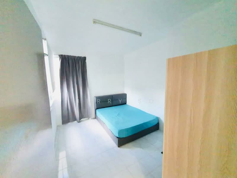 Condominium for Sale at Jay Series (Greenlane Heights Block J) - Jerry So - Bedroom - PropertyGuru.com.my