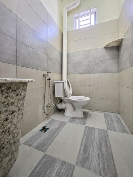 Rumah Teres 1 Tingkat untuk Dijual di Taman Desa Jaya (Sungai Petani) - YY Koay - Bathroom - PropertyGuru.com.my