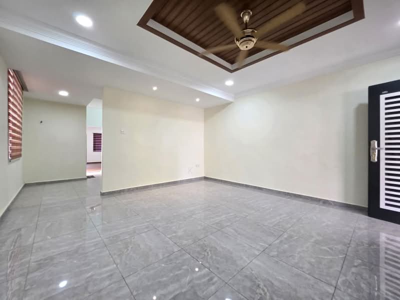 Rumah Teres 1 Tingkat untuk Dijual di Taman Desa Jaya (Sungai Petani) - YY Koay - Living Room - PropertyGuru.com.my