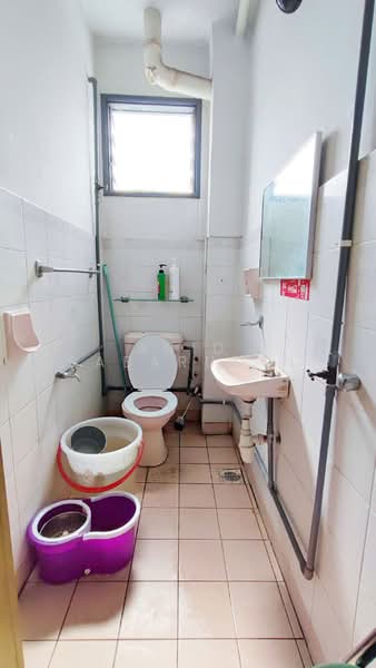 Condominium for Sale at D' Tinggian Suasana - Abid Sabarudin - Bathroom - PropertyGuru.com.my