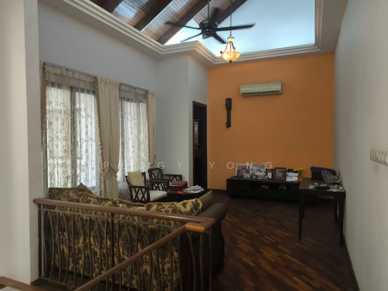 2-storey Terraced House for Sale in Bukit Rahman Putra (Sungai Buloh) - Peggy Yong - Living Room - PropertyGuru.com.my