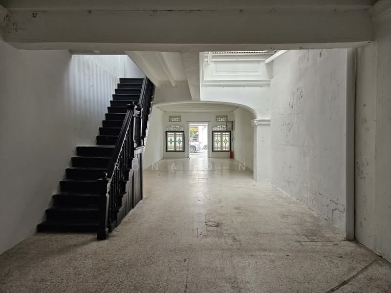 Shop for Rent in George Town (Penang) - Ronald Ng - Entrance - PropertyGuru.com.my