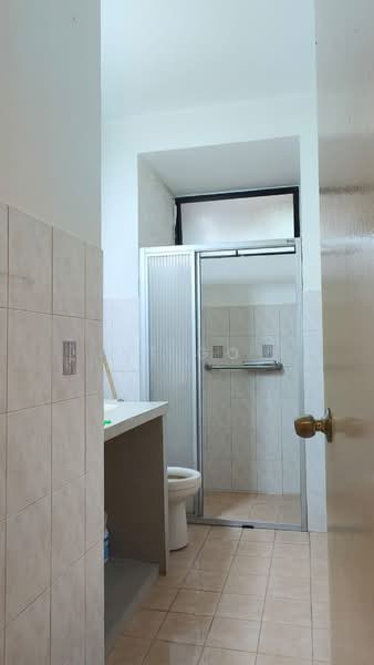 Townhouse for Rent in Cyber 11 (Cyberjaya) - KT Go - Bathroom - PropertyGuru.com.my
