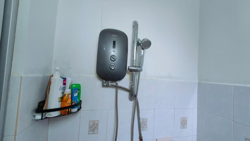 Townhouse for Rent in Cyber 11 (Cyberjaya) - KT Go - Bathroom - PropertyGuru.com.my