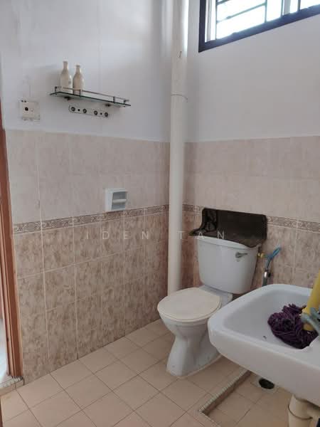 2-storey Terraced House for Sale in Taman Nusa Indah (Iskandar Puteri (Nusajaya)) - Iden Tan - Bathroom - PropertyGuru.com.my