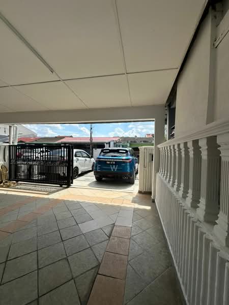 Rumah Teres untuk Disewa di Taman Greenwood (Batu Caves) - Kew . - Exterior - PropertyGuru.com.my