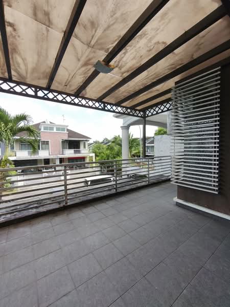 2-storey Terraced House for Sale in Taman Impian Emas (Skudai) - Iden Tan - Balcony - PropertyGuru.com.my