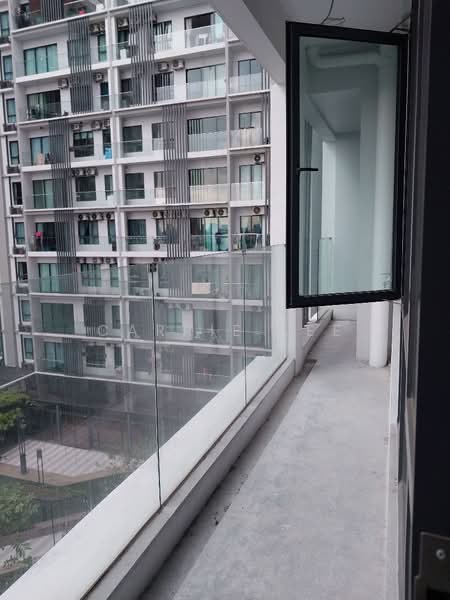 Office for Sale in Hicom - Glenmarie Industrial Park (Shah Alam) - Carrie Lee - Balcony - PropertyGuru.com.my