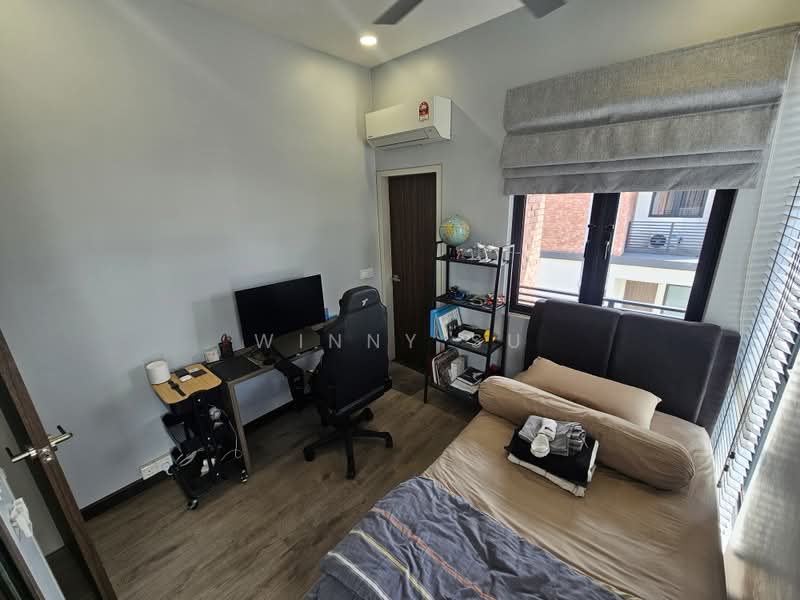 Rumah Teres 2-Tingkat untuk Dijual di Elmina (Shah Alam) - Winny Su - Bedroom - PropertyGuru.com.my
