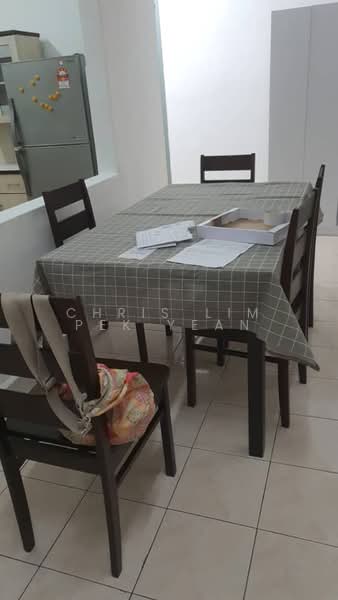 Kondominium untuk Dijual di Vista Komanwel C - Chris Lim Pek Yean - Dining Room - PropertyGuru.com.my
