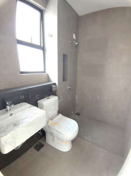 Rumah Teres 2 Tingkat untuk Dijual di Telok Panglima Garang (Selangor) - Michelle Lee - Bathroom - PropertyGuru.com.my