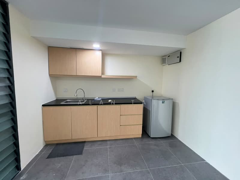Condominium for Rent at Empire Damansara (Empire SOHO 2) - Alan Tai - Kitchen - PropertyGuru.com.my