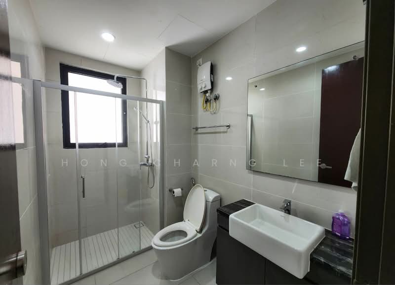 Kondominium untuk Disewa di Amberside @ Country Garden Danga Bay - Hong Charng Lee - Bathroom - PropertyGuru.com.my