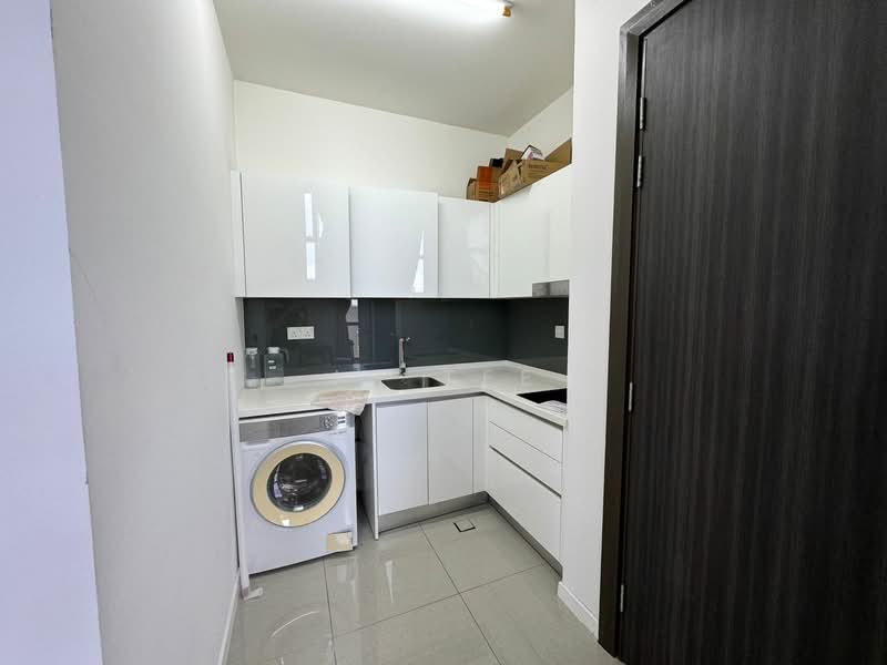 Service Residence for Rent at Residential Suites @ HighPark - JH Tee - Kitchen - PropertyGuru.com.my