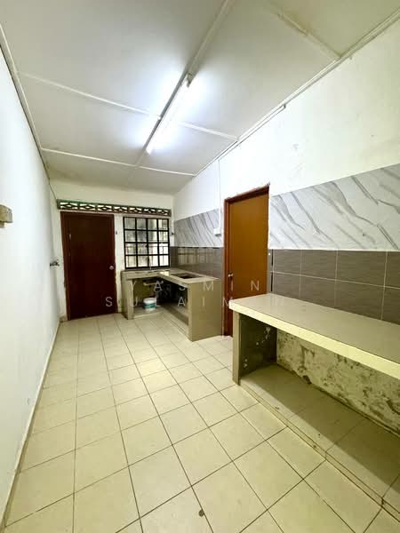 2-storey Terraced House for Sale in Taman Melawati (Ulu Kelang) - Yasmin Sulaiman - Kitchen - PropertyGuru.com.my